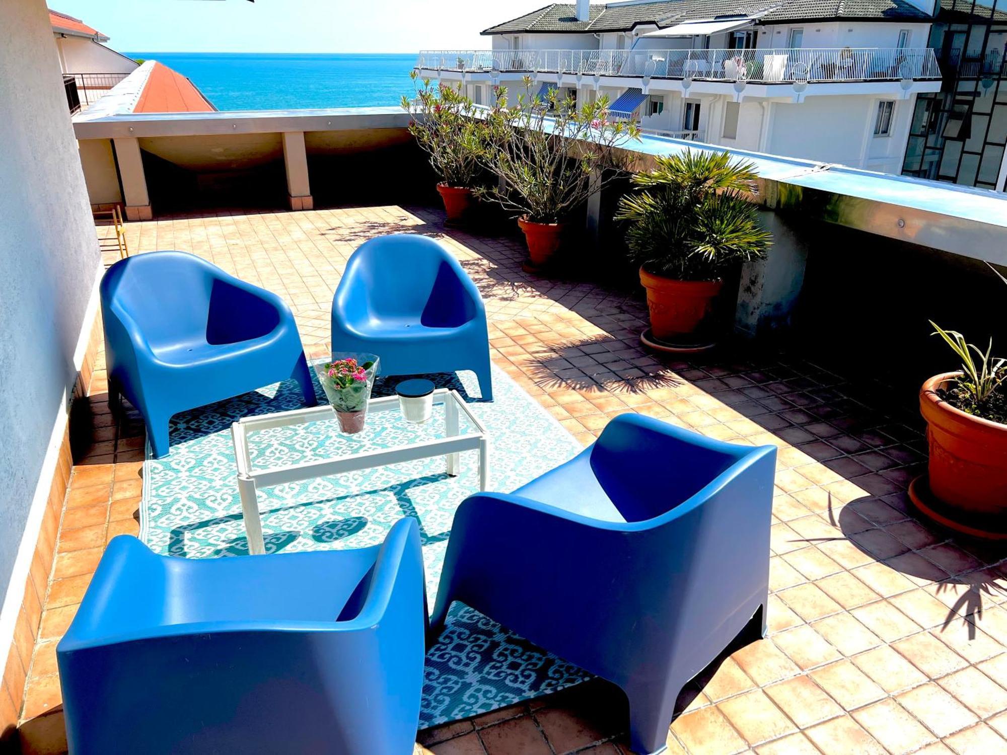 Blue Moon Penthouse Lejlighed Lido di Jesolo Eksteriør billede